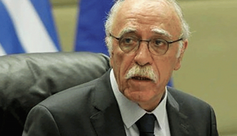 «Οριακή η κατάσταση στα νησιά» παραδέχεται ο υπουργός Μεταναστευτικής πολιτικής