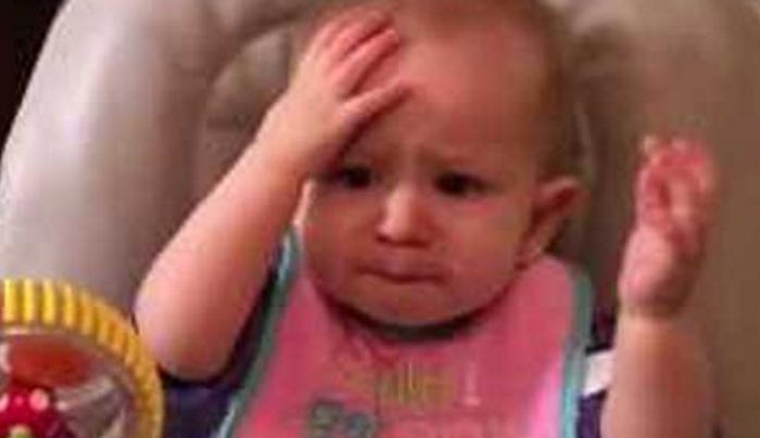 Ενα μωρό δοκιμάζει για πρώτη φορά μπρόκολο – Δείτε την αντίδρασή του [βίντεο]