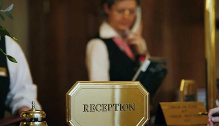Με τουρισμό «δύο ταχυτήτων» κλείνει το 2016 για τις επιχειρήσεις