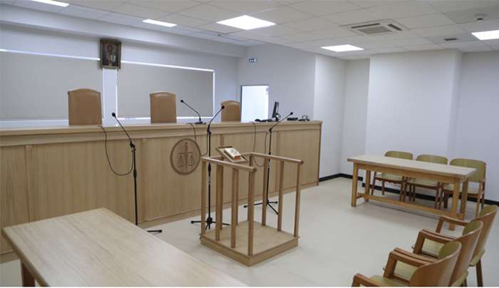 Μόνο με απολυτήριο λυκείου γίνεσαι μόνιμος στα Δικαστήρια της χώρας