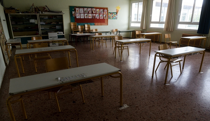 Άνοιγμα σχολείων: Πότε θα χτυπήσει το πρώτο κουδούνι, τα δύο σενάρια