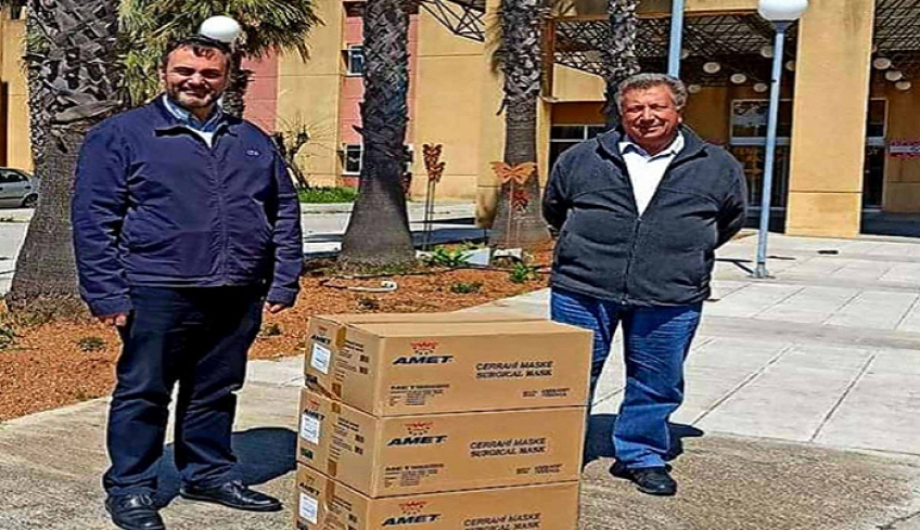 3.000 χειρουργικές μάσκες παρέδωσε σήμερα στο Νοσοκομείο Ρόδου η Περιφέρεια Νοτίου Αιγαίου
