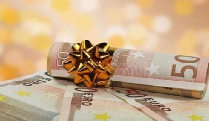 Δώρο Χριστουγέννων 2016: Ποιοι το δικαιούνται - Πότε θα καταβληθεί