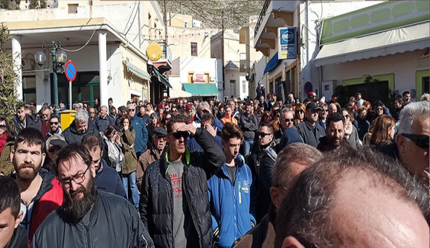 Δυναμική κινητοποίηση για το μεταναστευτικό στο νησί της Λέρου
