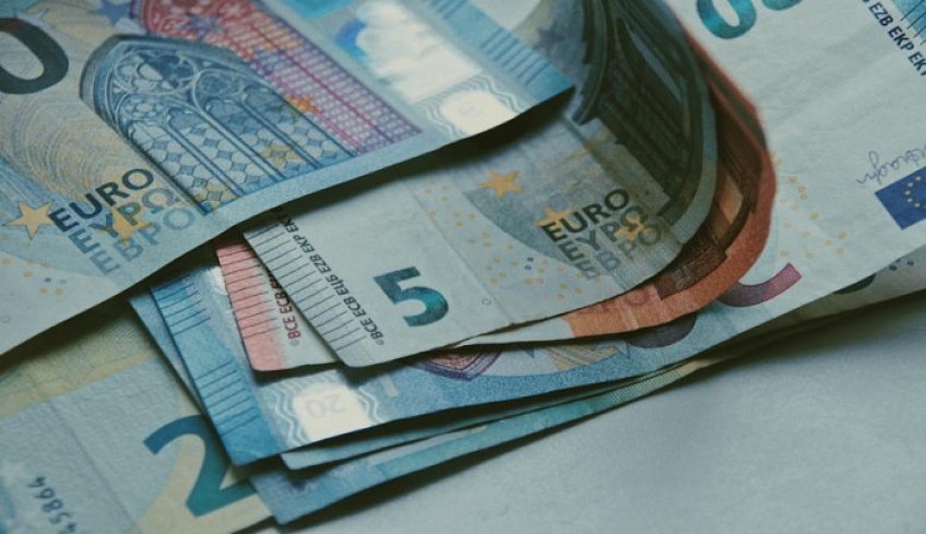 Συντάξεις: Σήμερα ξεκινούν οι πληρωμές αναδρομικών και αυξήσεων