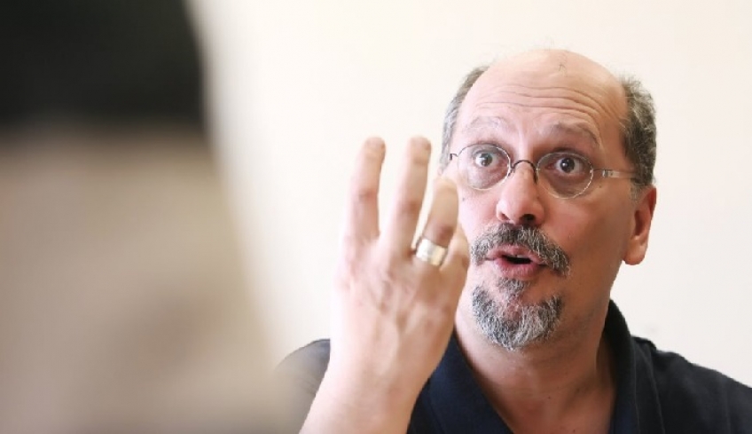 Πέθανε ο δημοσιογράφος Βασίλης Λυριτζής