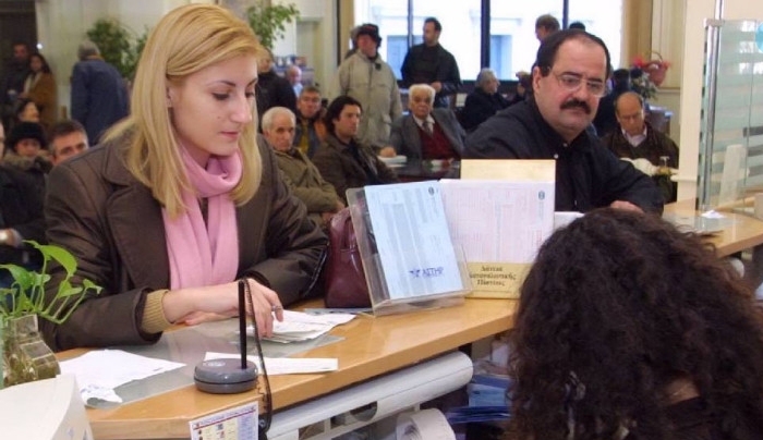 Ανοιχτές όλες οι τράπεζες τη Δευτέρα -Ποιες συναλλαγές θα μπορούν να γίνουν