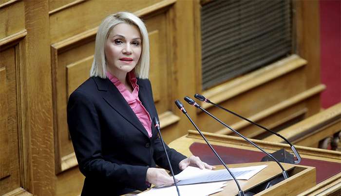 Την πλήρη αξιοποίηση της Κάρτας Αναπηρίας ζητά με ερώτηση της στη Βουλή η Μίκα Ιατρίδη.