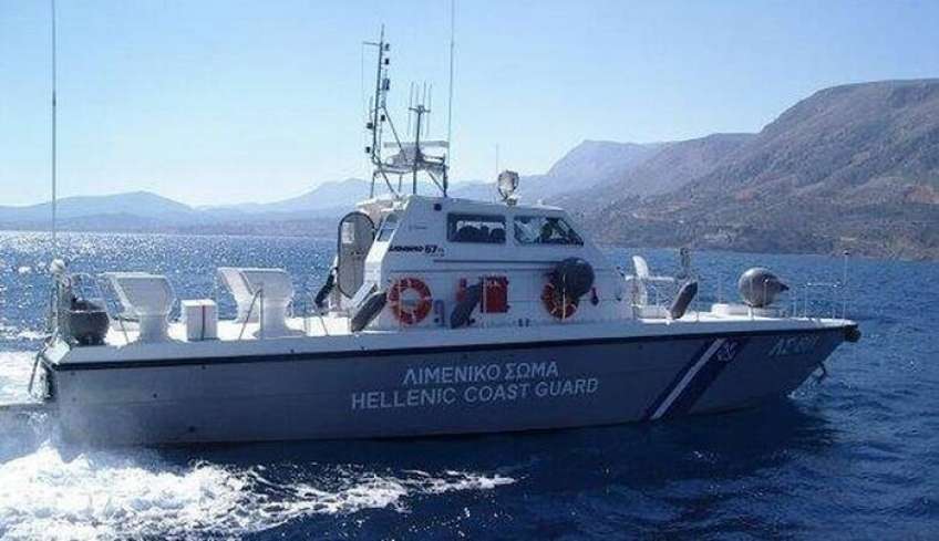 Διάσωση δύο μεταναστών από θαλαμηγό στη Λάμπη της Κω