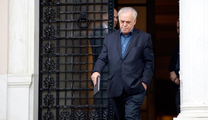 Δραγασάκης: Τέλος τα δάνεια για τις επιχειρήσεις που έχουν χρέη εδώ και κέρδη στο εξωτερικό