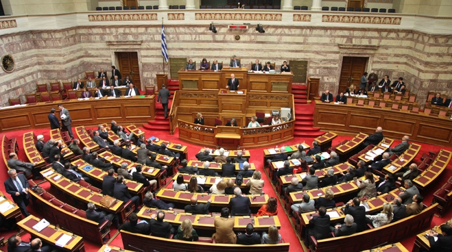 Με απώντες ΣΥΡΙΖΑ, ΑΝΕΛ και ΚΚΕ άρχισε η συζήτηση για τη «μικρή ΔΕΗ»