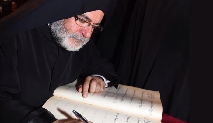 Β. Γεωργιόπουλος: ΕΝΑΣ ΔΕΣΠΟΤΗΣ ΠΟΥ ΕΧΕΙ ΚΛΕΨΕΙ ΤΗΣ ΚΑΡΔΙΕΣ ΜΑΣ ΚΑΙ ΤHN AΓΑΠΗ ΜΑΣ