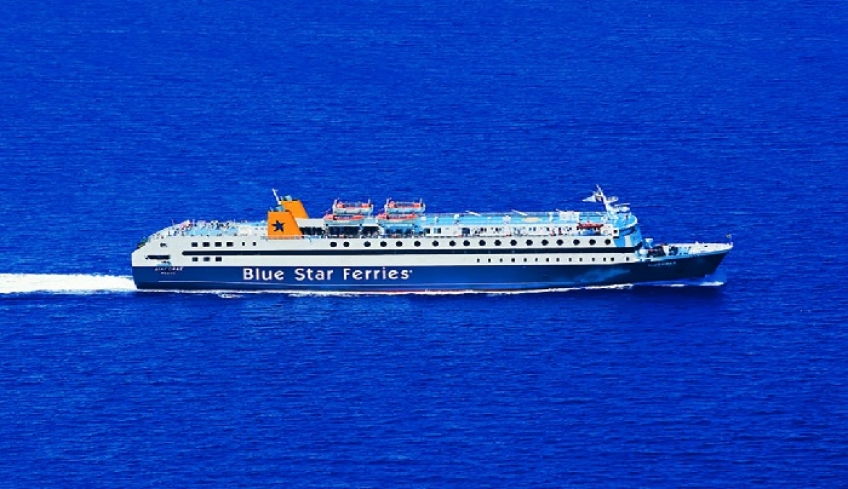 Νεκρός 78χρονος επιβάτης μετά την επιβίβαση του στο Blue Star 2