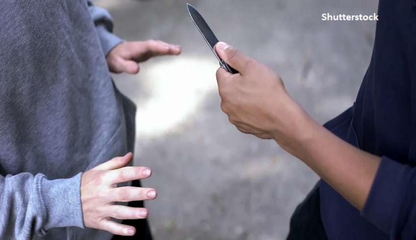 Νέα Σμύρνη: «Τους γνώριζα, νόμιζα ήταν φίλοι μου», είπε ο 15χρονος που τον μαχαίρωσε συμμορία ανηλίκων