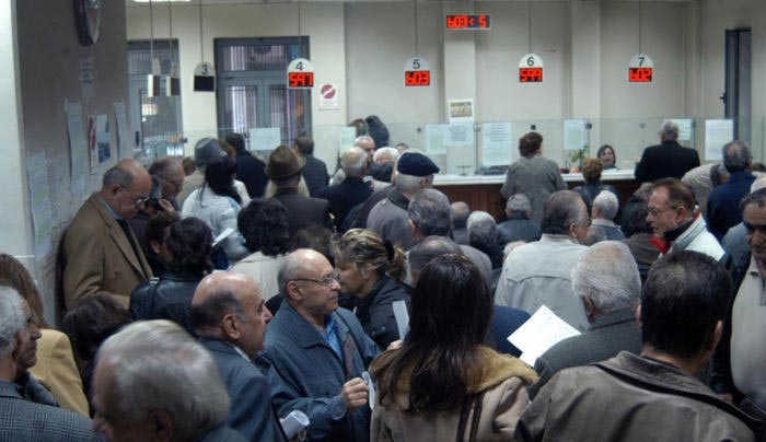 Έως και τρία χρόνια αναμονή για 150.000 συνταξιούχους