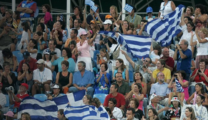 «Αφεντικό» στο ποδόσφαιρο η πολιτεία: Πρόστιμα έως 25 εκατ. ευρώ για τη βία στα γήπεδα!