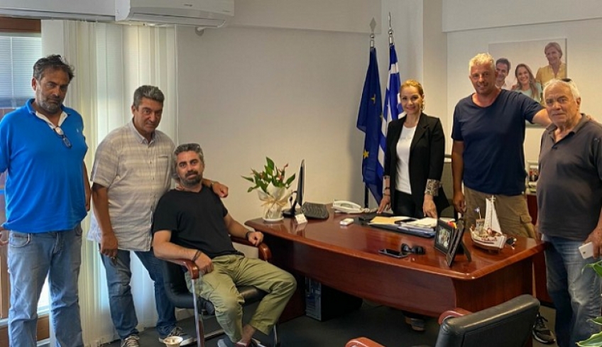 Την ενίσχυση και στήριξη και των ημερόπλοιων, συζήτησε η Μίκα Ιατρίδη με τον Υπουργό Ναυτιλίας, κ. Γιάννη Πλακιωτάκη