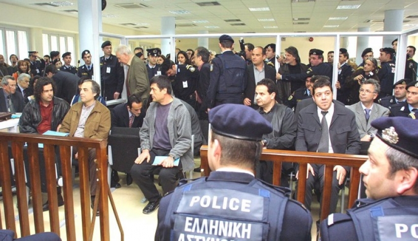 Θύελλα για τη διάταξη του νέου ποινικού κώδικα για υφ' όρων απόλυση καταδικασθέντων για τρομοκρατία