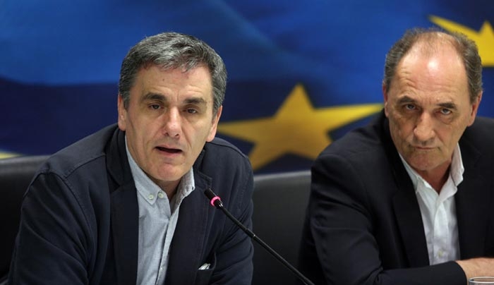 Δεν βγήκε λευκός καπνός στις Βρυξέλλες - Επιστρέφει Αθήνα η ελληνική αποστολή