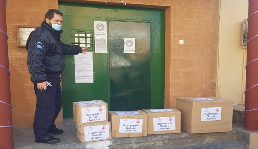 Παράδοση υγειονομικού υλικού από την Περιφέρεια στο Κατάστημα Κράτησης Κω