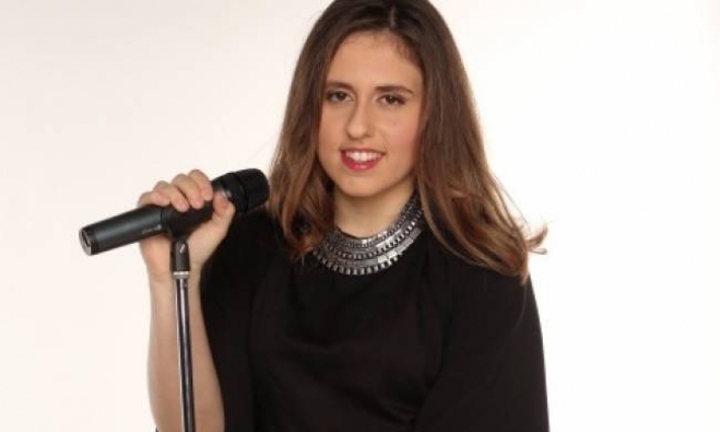 Αρετή Κοσμίδου: Ανεβαίνει τα σκαλοπάτια του Μεγάρου!