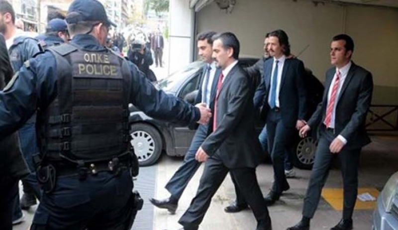 Απαγωγή των "8" από τον Ερντογάν φοβάται η ΕΛΑΣ
