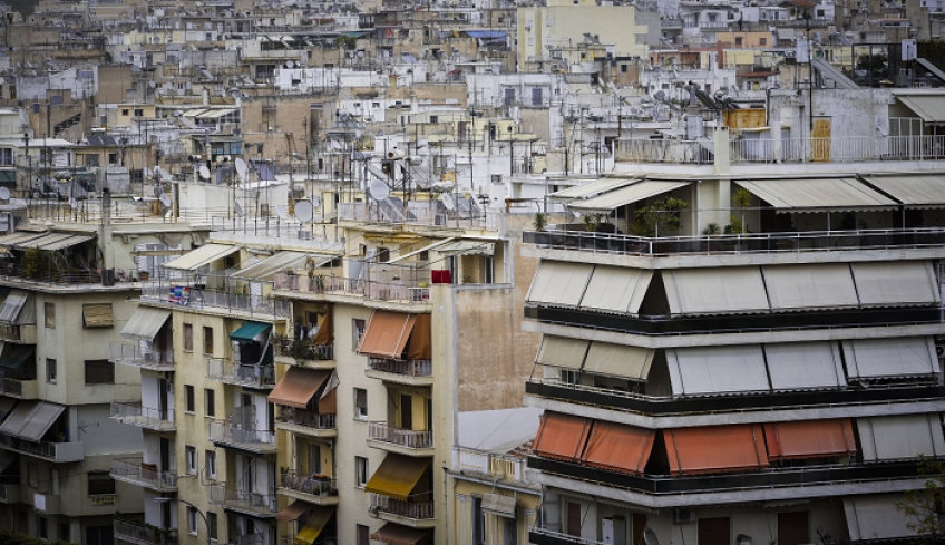ΕΝΦΙΑ: Έρχεται μείωση φορολογικών συντελεστών και κατάργηση τέλους επιτηδεύματος