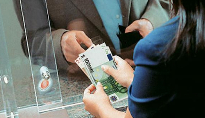 Συντάξεις: Μειώσεις ως και 350 ευρώ – Αναλυτικοί πίνακες με τα νέα ποσά