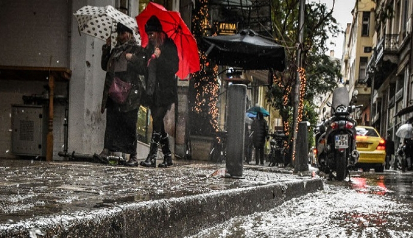 Προβλήματα από την κακοκαιρία σε Πελοπόννησο και βόρεια Ελλάδα - Αγριεύει περισσότερο ο καιρός σήμερα