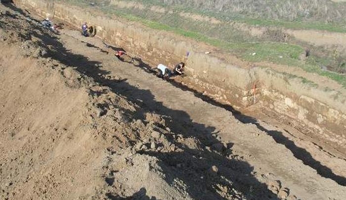 Μεγάλη ανακάλυψη: Βρέθηκε το οχυρωματικό τείχος της Βεργίνας από το 300 π.χ.