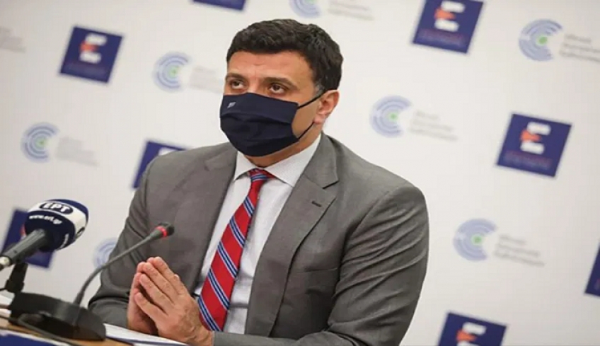 Κικίλιας: Όποιος υγειονομικός δεν εμβολιαστεί θα απέχει από την εργασία του χωρίς αποδοχές