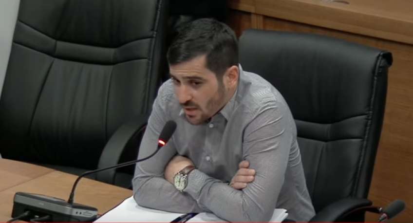 Γιώργος Κοκαλάκης: Και το νησί, ταξιδεύει ακυβέρνητο!!
