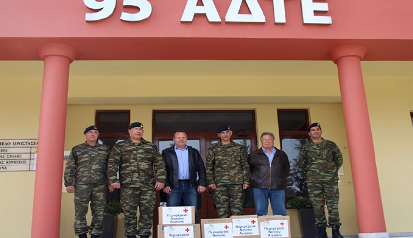 Υγειονομικό υλικό και είδη ατομικής προστασίας από την Περιφέρεια Νοτίου Αιγαίου στην 95 ΑΔΤΕ Ρόδου