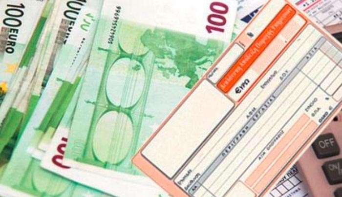 Αυτές είναι οι παγίδες στις εισφορές για τα «μπλοκάκια»