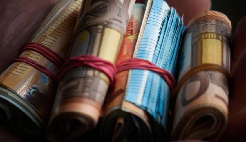 Σαφάρι για τις αφορολόγητες γονικές παροχές και δωρεές – Μαζικοί έλεγχοι από την ΑΑΔΕ
