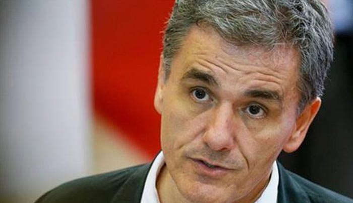Τσακαλώτος: Εφαρμόζουμε νεοφιλελεύθερες πολιτικές με τις οποίες διαφωνούμε