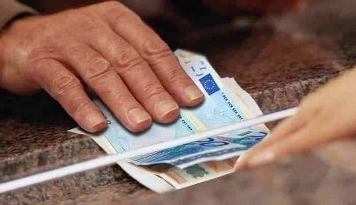 Συντάξεις Απριλίου 2017: Δείτε τις ημερομηνίες πληρωμής για όλα τα Ταμεία