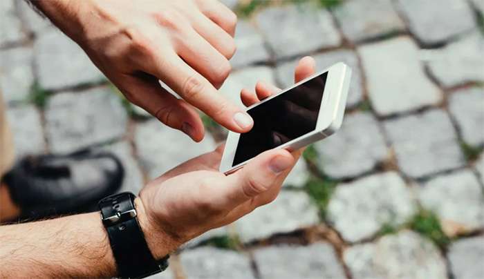 Ηλεκτρονικές απάτες: Mέσω ψεύτικων email και SMS προσπαθούν να εξαπατήσουν τα θύματά τους