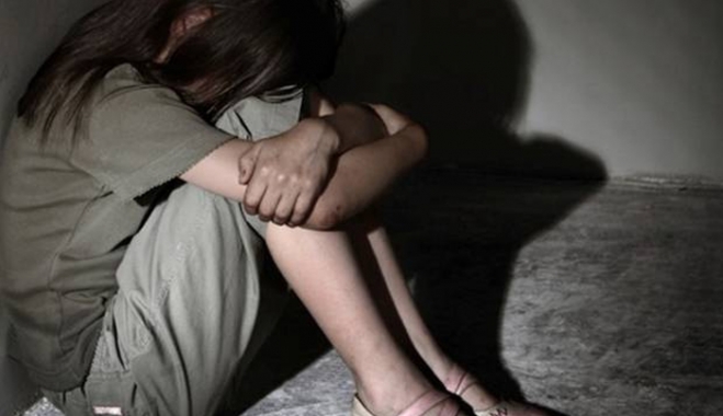 Θεσσαλονίκη: Δάσκαλος κατηγορείται για ασέλγεια σε δύο ανήλικες μαθήτριές του