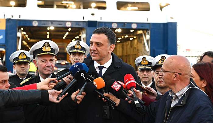 Β. Κικίλιας από λιμάνι Πειραιά: «Πάνω απ’ όλα η ασφάλεια» - Έκκληση για προσοχή στην πασχαλινή έξοδο