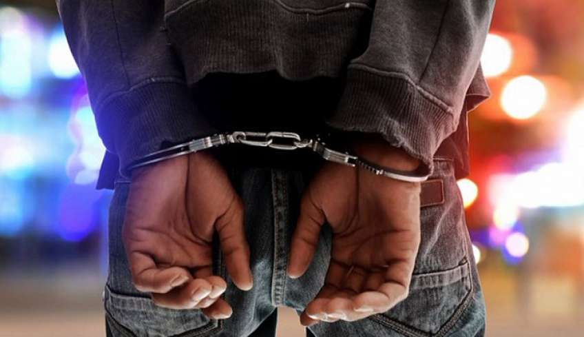 "Χειροπέδες" σε 40χρονο από το Καμερούν που έφερνε παράνομα μετανάστες από την Τουρκία στη Ροδο