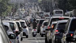 Χάνουν το δίπλωμα και πληρώνουν 350 ευρώ -Τι πρέπει να ελέγξουν στην πινακίδα οι ιδιοκτήτες των παλιών ΙΧ